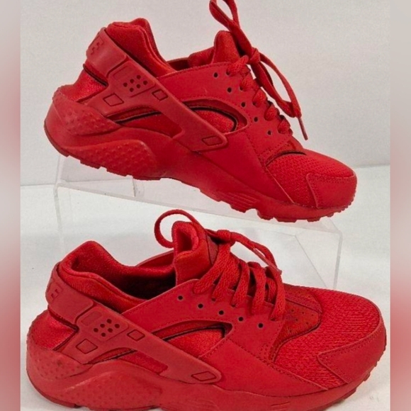 Nike Big Kids' Huarache Run Triple Red Sneakers Size 5.5Y MSRP $110 - Picture 4 of 12